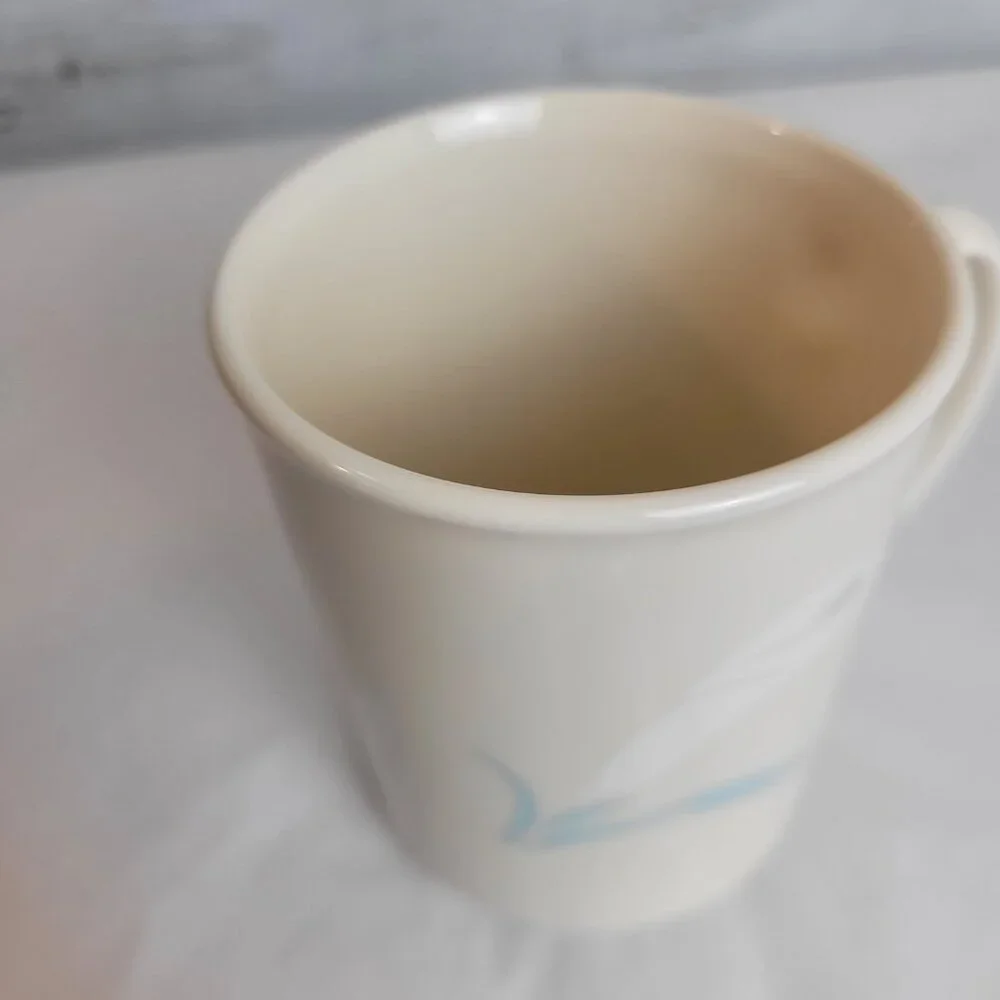 Vintage Corning Romance Mug cream Pattern White calla lily Flower tea Cup USA 38